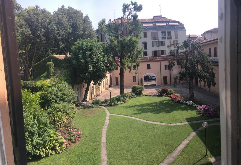 Residence In Centro Μάντοβα Εξωτερικό φωτογραφία